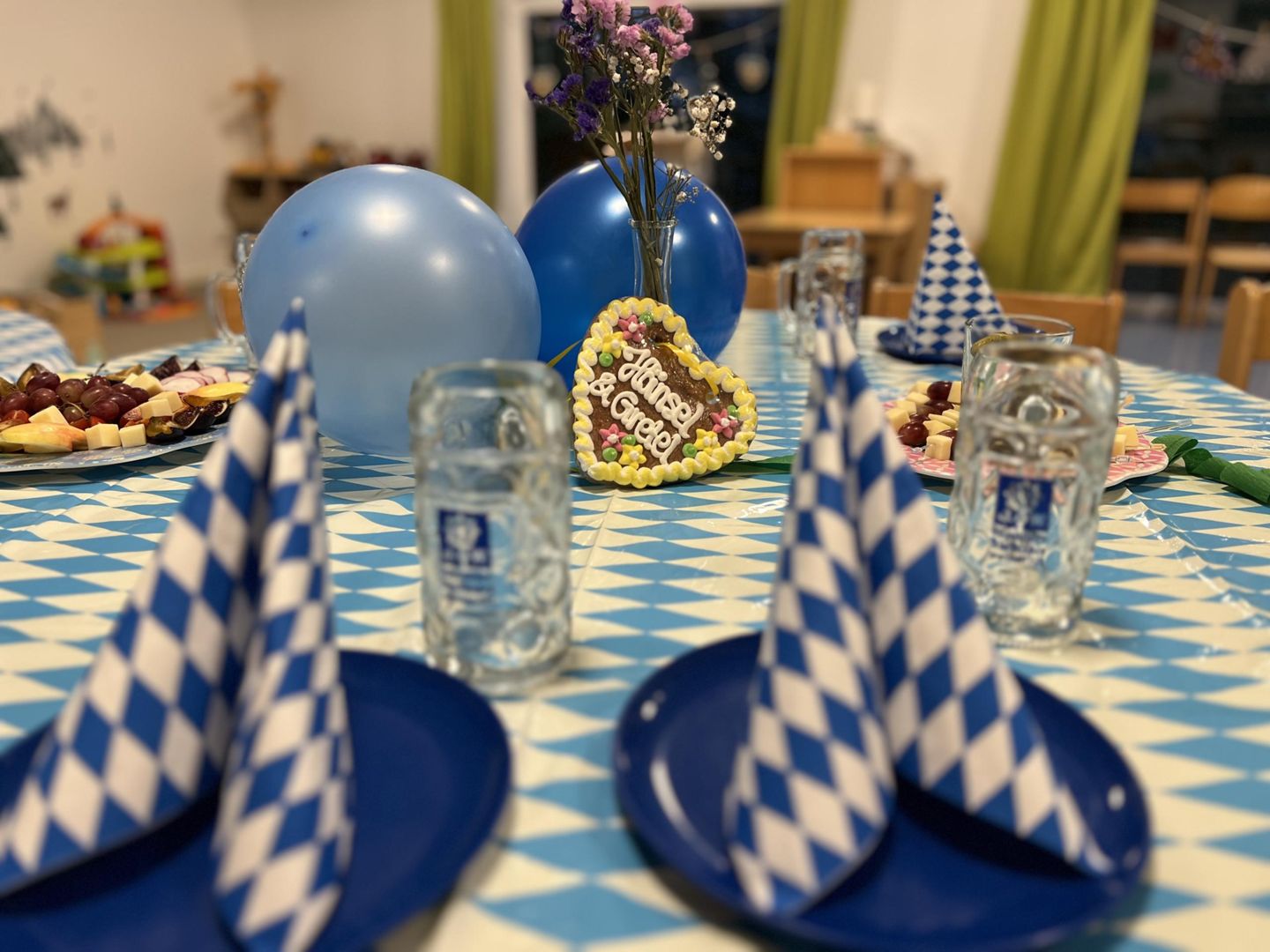 Bayerisches Frühstück im Kindergarten Hänsel&Gretel in Harlaching